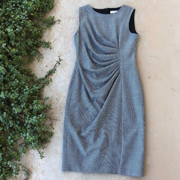 MaxMara Dresses & Skirts - MaxMara Gray Sleeveless Sheath Midi Dress